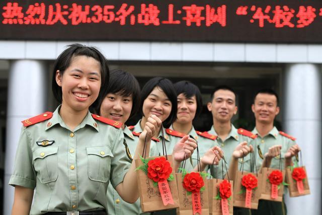 2022年女兵征兵报名正式开启，当兵条件和流程最好提前了解