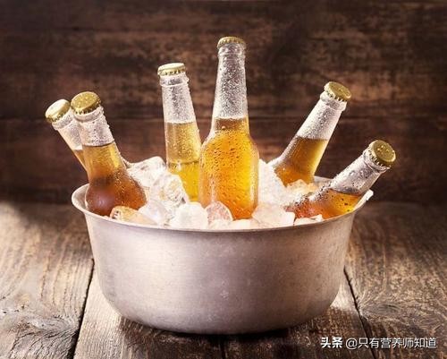 糖尿病喝啤酒后果（糖尿病人喝啤酒是否会导致血糖高，为什么？）