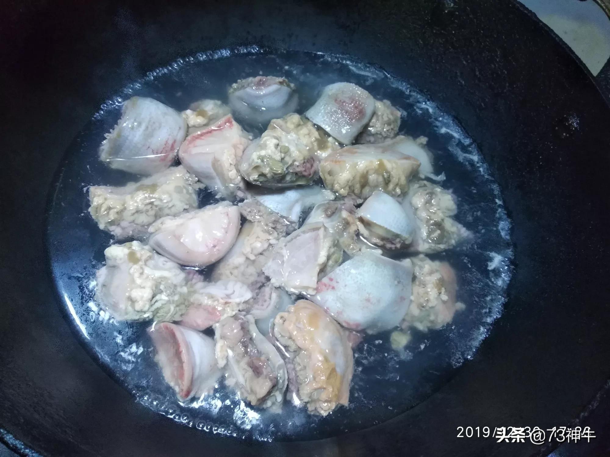 有人说好吃有人说不好吃，有什么别人说好吃但你无法接受的食物？