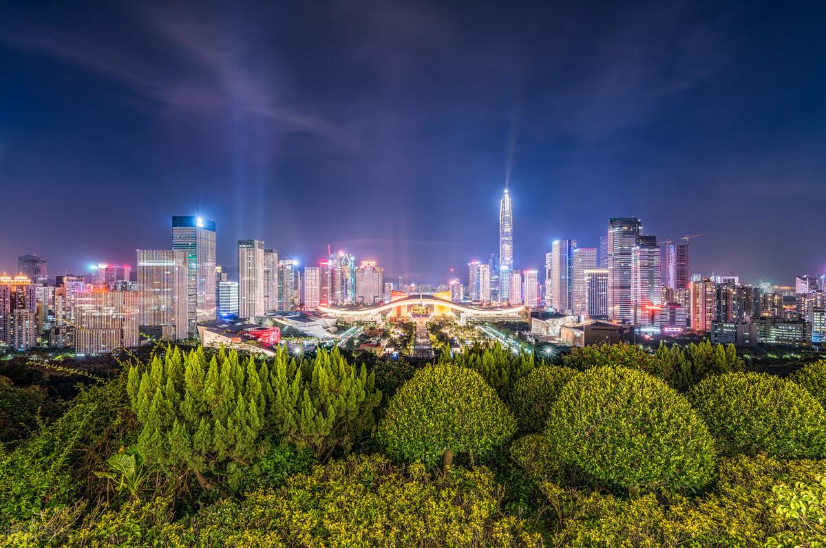 深圳夜景(深圳10个最美夜景打卡地推荐，哪个地方的夜景在你心中是最美？)