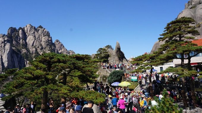 黄山三日游跟团多少钱(黄山三日游多少钱？)