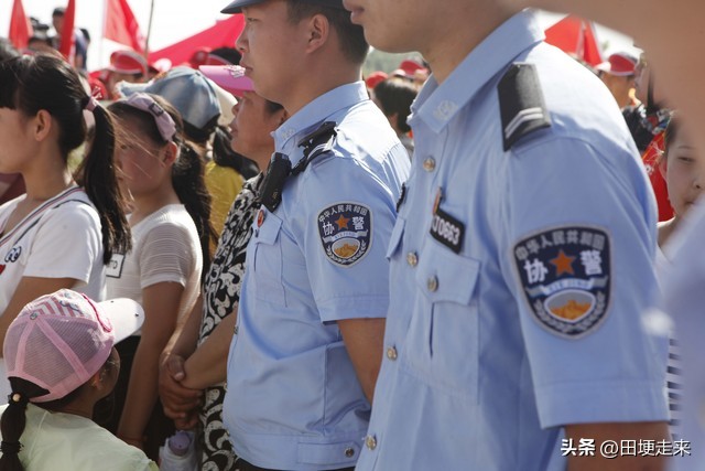 做了八年协警有前途吗(长期做辅警合适吗？有前景吗？)