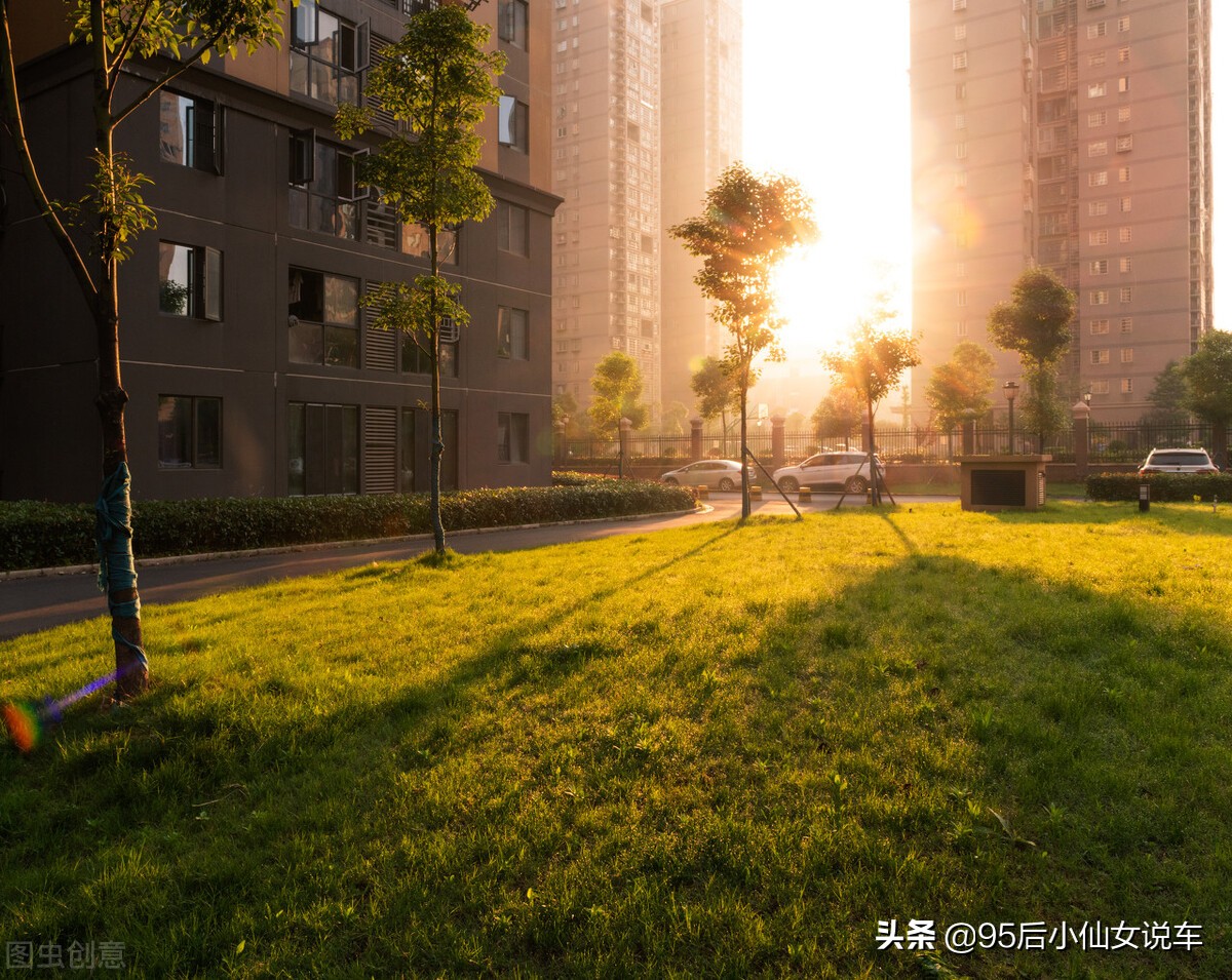 住高层顶楼真实感受(想问下住在30多层顶楼的居住体验如何？有没有晃？)