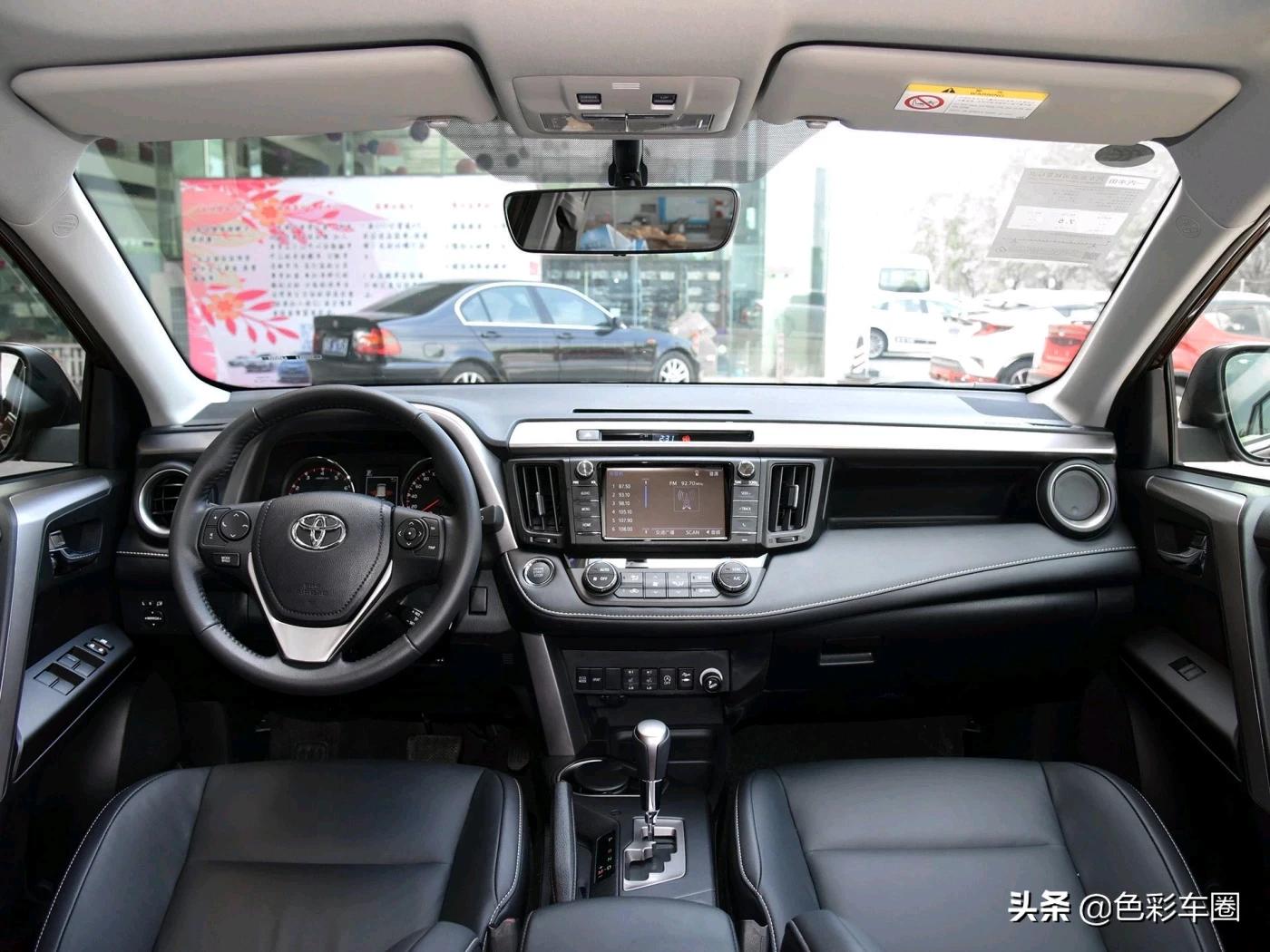 老款rav4怎么样(现在买老款RAV4荣放值得吗？)