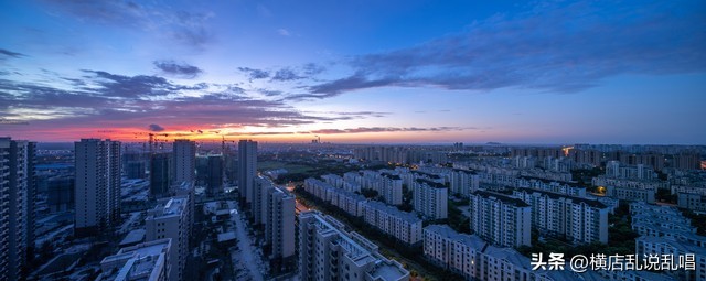 上海青浦区、松江区、金山区相比，哪个区的经济最发达？