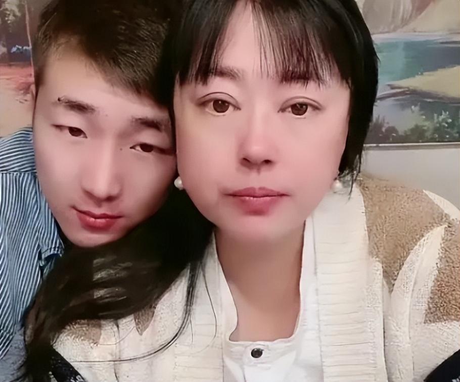 李菁菁张金华离婚(李菁菁与张金华离婚9年：她两次再婚失败又患癌症，他单身想女儿)