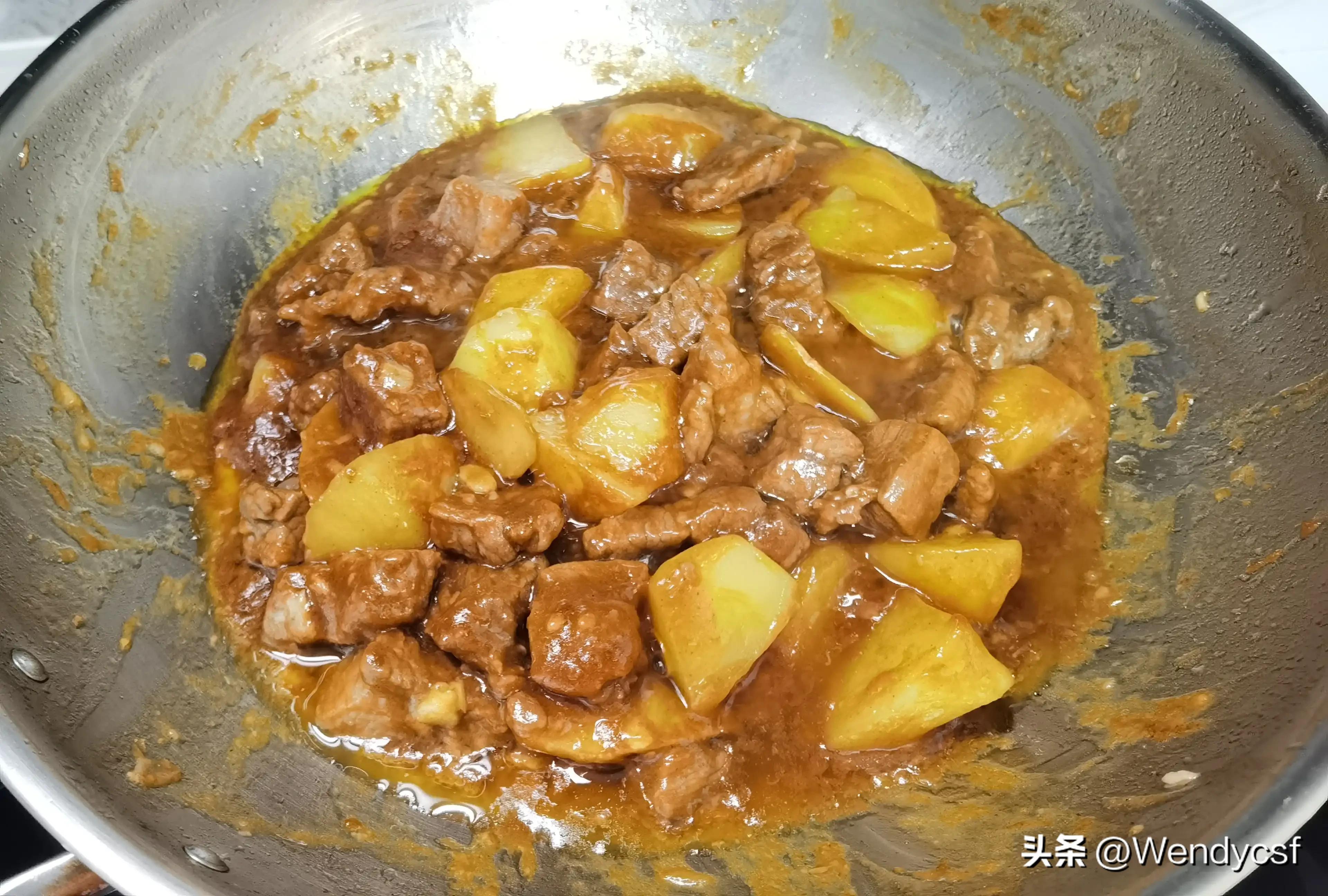 鳄鱼肉止咳(海底椰鳄鱼肉煲龙骨，补血壮骨，润肺止咳)