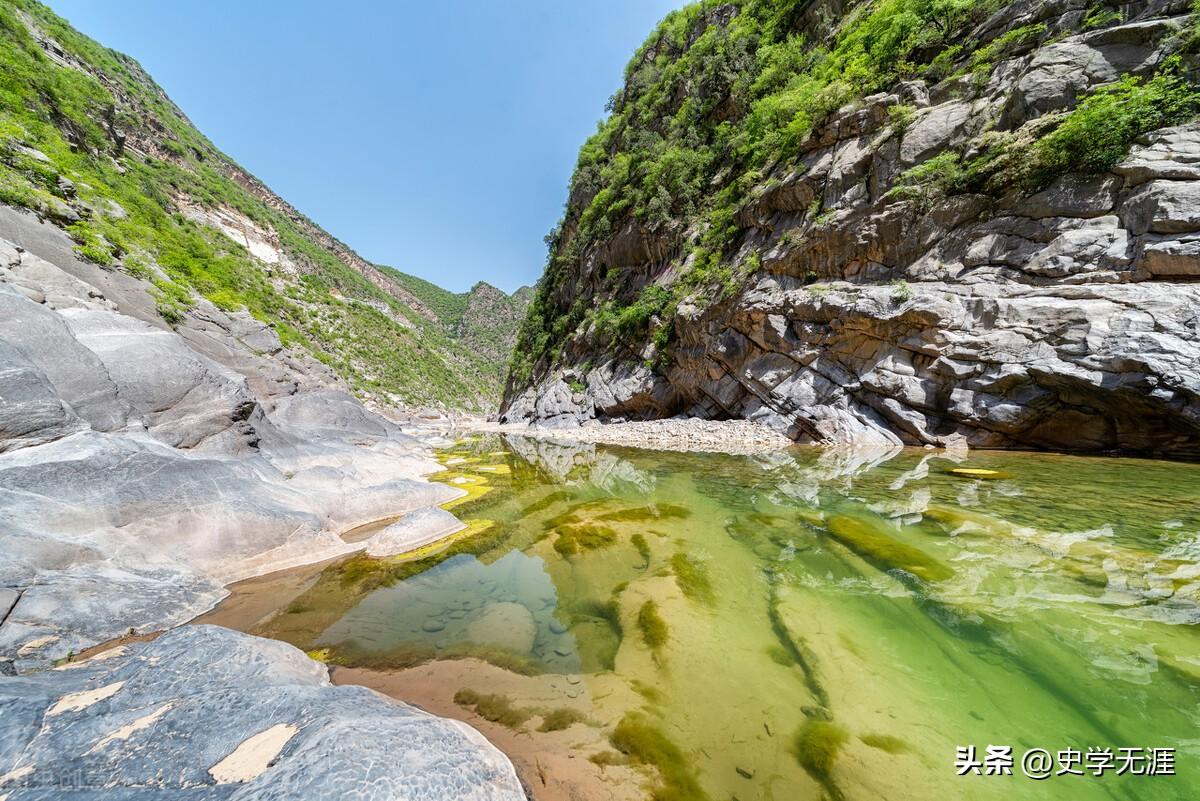 李冰修建的都江堰(李冰兴建都江堰水利工程，为何《史记》里只有40个字的记述)