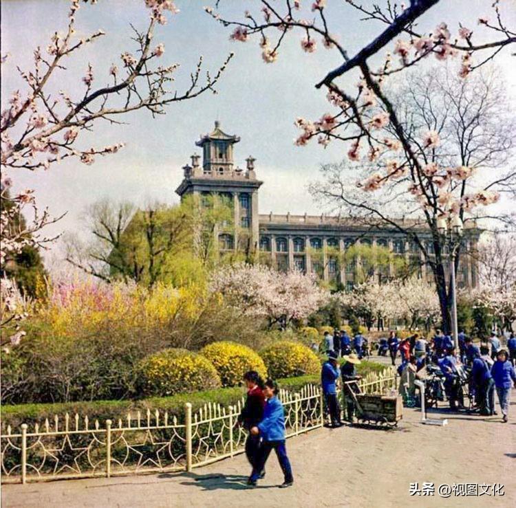 80年代沈阳老照片图库(辽宁老照片：1980年代的沈阳、鞍山旧影，40年来变化太大)