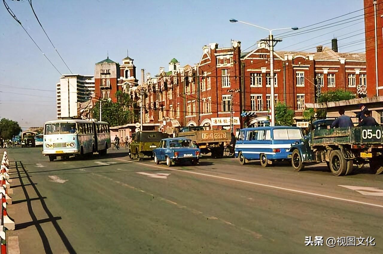 80年代沈阳老照片图库(辽宁老照片：1980年代的沈阳、鞍山旧影，40年来变化太大)