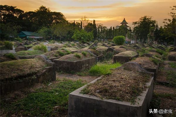 历史上中国死了那么多人都土葬，为什么没感觉有那么多坟墓？