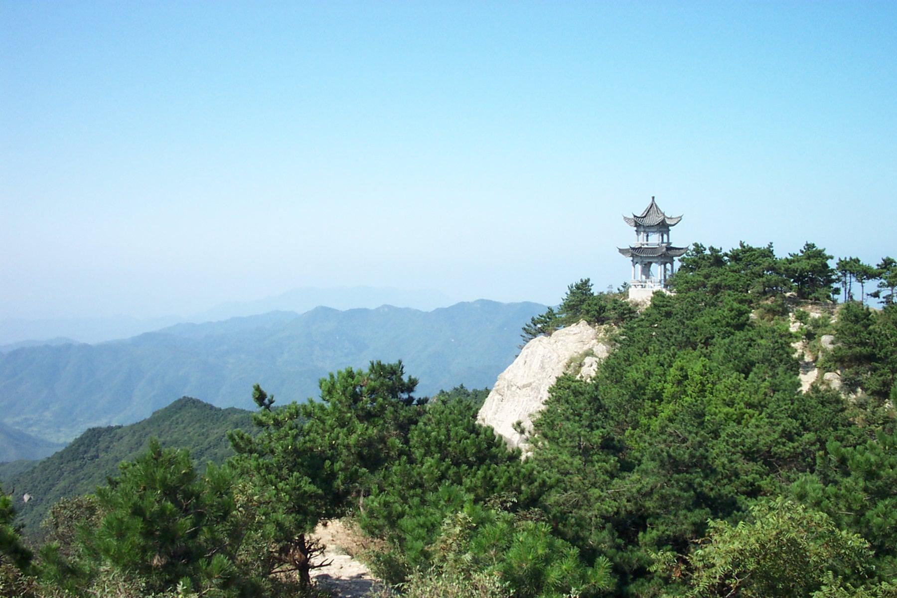 黄巢山漂流(黄巢山激情漂流，穿越密林漩涡，爽！)